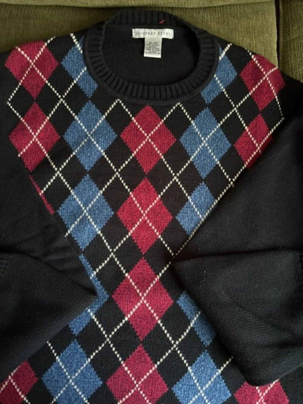 Geoffrey Beene 100% cotton Black crewneck sweater featuring argyle pattern
